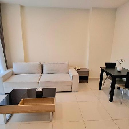 Tk View Hotel & Apartment Phnom Penh Dış mekan fotoğraf